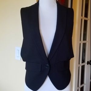 Chic BCBG MAXAZRIA Vest